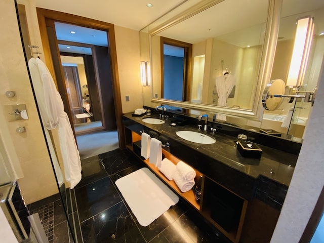 セントレジスホテル大阪の洗面台