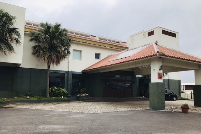 沖縄かりゆしリゾートエグゼス石垣のホテル全景