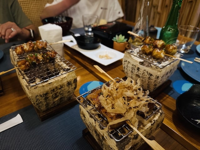 Wバリスミニャック付近の日本食レストランHINOTORIメニュー3